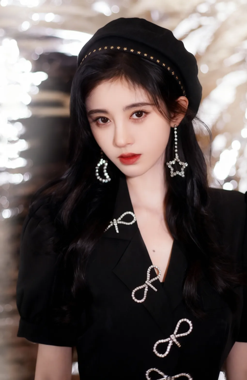 SO(16,3) Symmetry: Unification of Gravity and Gauge Forces 的封面图