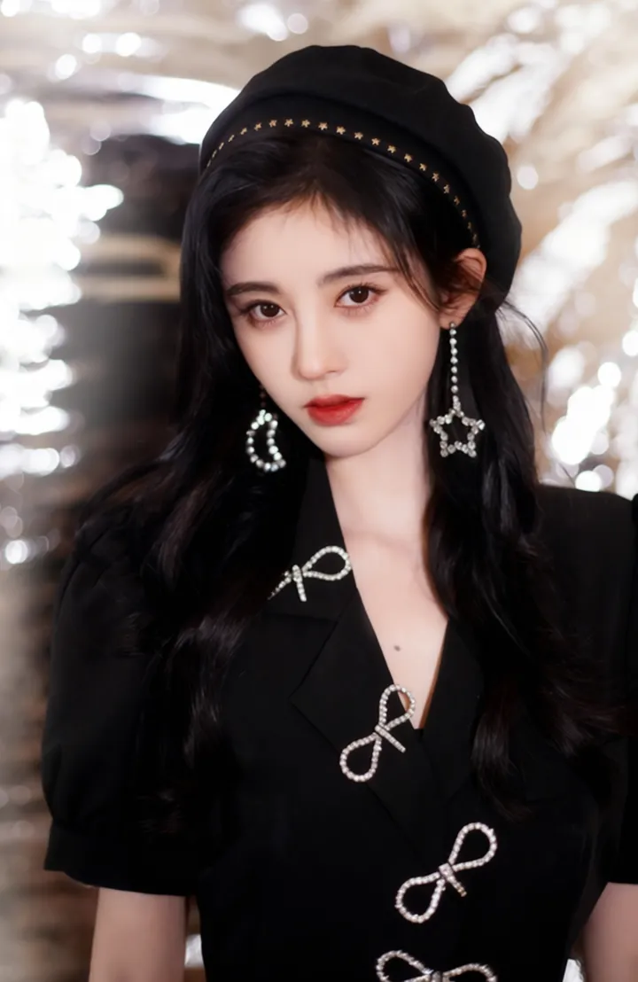 SO(16,3) 对称性：引力与规范力的统一